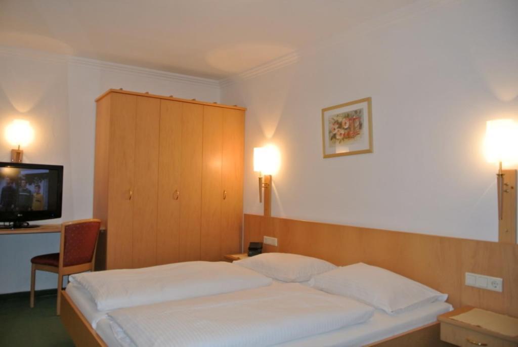 Landhotel Stofflerwirt Sankt Michael im Lungau Δωμάτιο φωτογραφία