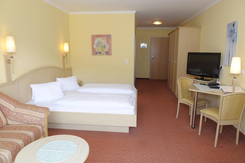 Landhotel Stofflerwirt Sankt Michael im Lungau Δωμάτιο φωτογραφία
